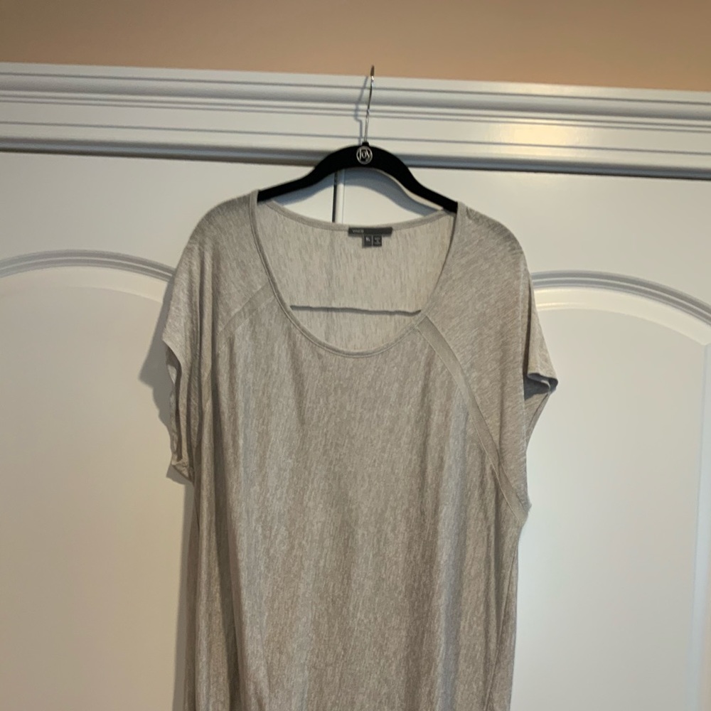 Vince grey t-shirt size XL